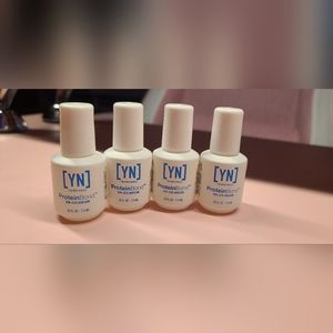 Young nails protien bond